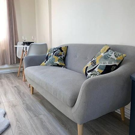Modern 1 Bed Apartment In The City Centre Of Ντέρμπι Εξωτερικό φωτογραφία